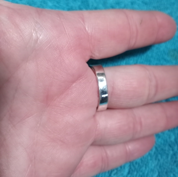 Silvertone Multicolor Colorful Ring Intricate Design - Picture 5 of 5